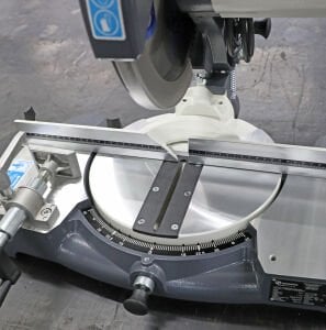 ÖZÇELİK Alfa Alüminyum, Ahşap, Laminant  Kesim Makinesi   Ø 300 mm